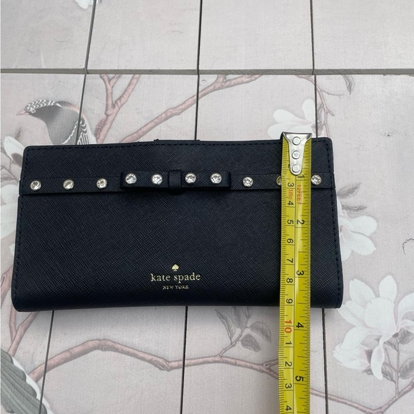 Kate Spade Black Wallet Sleek Design - Picture 1 of 6